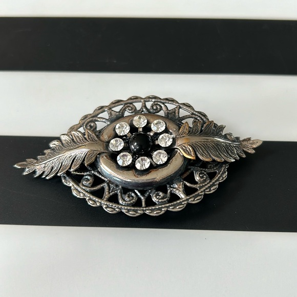 Victorian Barrette - Picture 1 of 2